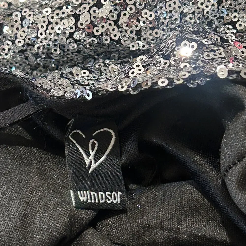 Windsor Sequin Dress Womens Small Silver Mini‎ Bodycon NYE Holiday Glam Party